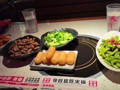 -沪小胖·小龙虾·蓝龙王(八佰伴店)
