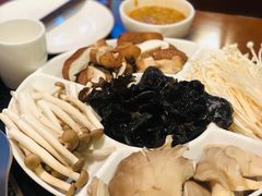 -满禾林火锅(丹东路店)