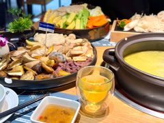 -一朵菌·野生菌探索家火锅(南亚店)