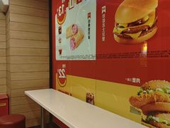 -麦当劳(乳山路店)