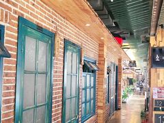 -河坝烧烤串城(金达莱店)