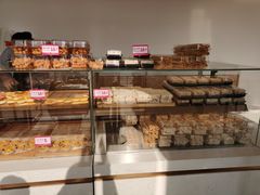 面包甜点陈列柜-東更道点心行(文化东路店)