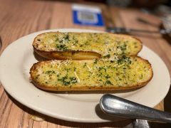 -玛格萝妮比萨屋(四平店)