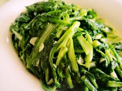 蒜蓉炒茼蒿-鑫悦楼煎蟹·16年海鲜大排档