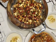 -靓虾二哥长沙地标小龙虾(五一广场店)