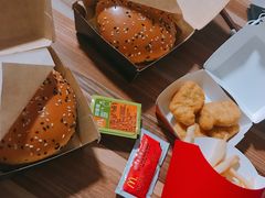 -麦当劳(杭州西湖银泰百货店)