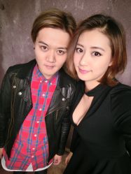 -SALON V