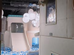 -涨巢·潮玩水疗局