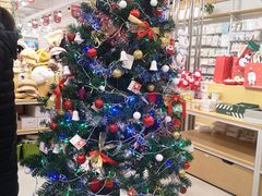 -夏雪儿潮流生活馆(成都西华大学店)