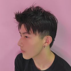 -变画·发型STUDIO