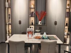 -索菲亚全屋定制衣柜橱柜家具(金源居然之家世纪购物中心店)