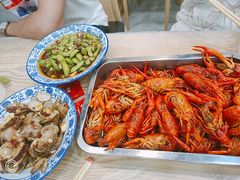 -江城燕子大排档(江汉路步行街店)