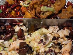 -小鱼小牛·鱼牛干锅·脆鱼火锅(世欧广场店)