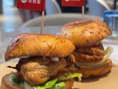 -必胜客(东大桥店)