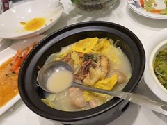 -沪华海鲜大酒楼(南汇店)
