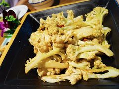 -茅台镇网红溶洞餐厅·茅帮菜馆