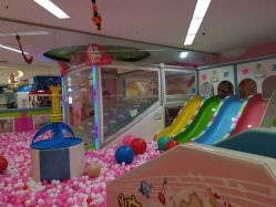 -孩子王童乐园(青岛万达店)
