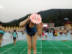 -汤山欢乐雪世界