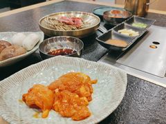 -臻牛烤肉