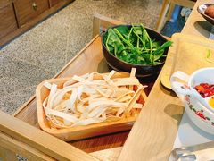 -东门口涮肉·砂锅·烤串(老门东店)