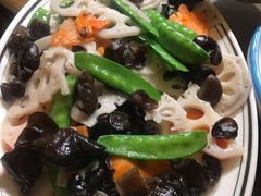 -湘聚缘湘菜馆(斜土路店)