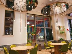 -红樱桃·欢乐餐厅(太原里店)