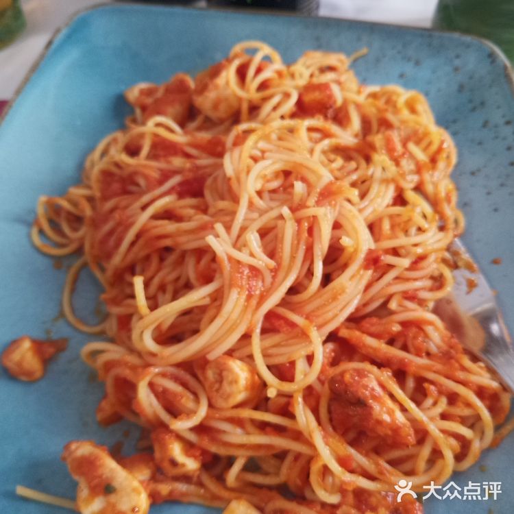 这两年网上大热的景点 需要在火车站统一买票坐小火车上岛