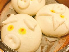 金沙肥猪包-点点心点心专门店(旺角店)