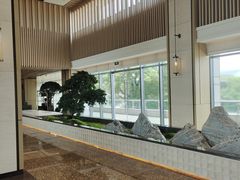 -上海佘山世茂艾美酒店
