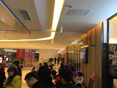 等位区-老板恋上鱼(荣盛广场店)