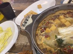 -鸡遇虾煲干锅火锅(小寨金莎店)