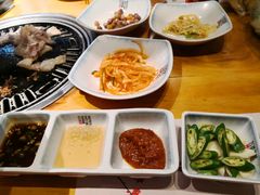 -唯成•韩国炭火烤肉 유성고기