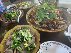 -小杨翘脚牛肉