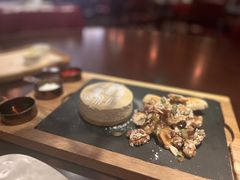 -恰餐厅及酒吧 CHAR Bar & Grill (北京丽都皇冠假日店)