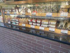 面包甜点陈列柜-京天红酒家(虎坊路店)