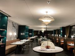 大堂-珍呈中餐厅•粤川淮扬新疆(乌鲁木齐康莱德酒店)