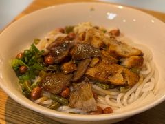 -牛八宝桂林米粉(八里庄店)