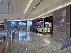 -冰纷万象滑冰场(南山万象天地店)