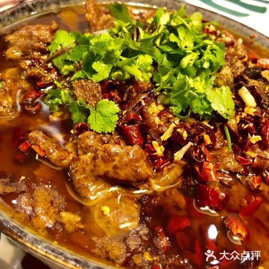 川渝菜馆(班玛路店)