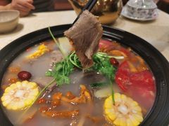 -九寨沟特色牦牛肉汤锅