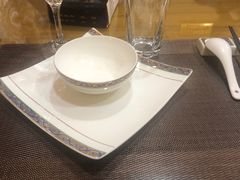餐具摆设-乡村馕坑肉·烧烤·新疆菜·本地人更爱吃(阿勒泰首店)
