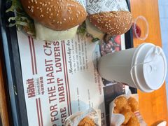 -The Habit Burger Grill 哈比特汉堡(复兴soho店)