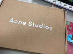 -Acne Studios(芮欧百货店)