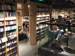 -覔书店(壹方城店)