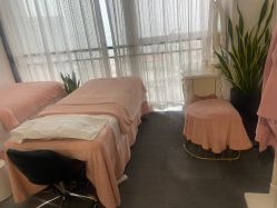 -YooMee优美智能科技美肤机构