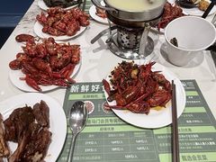 -金马门国际美食百汇(珞喻路店)