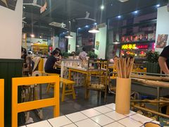 大堂-有拈头成都市井火锅(柳市店)