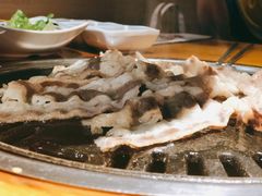 精品牛五花-唯成•韩国炭火烤肉 유성고기