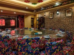 -闯关东东北农家菜(崂山石老人店)