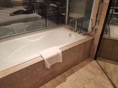 -上海龙之梦万丽酒店